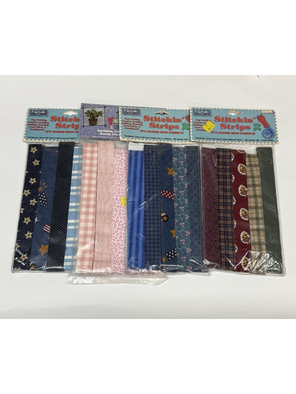 Vintage‎ FabCrafts Stitchin Strips Fabric Lot of 4 NOS PreCut 1” Rug Hooking